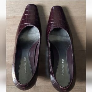 Brand New / Naturalizer "Mirage" Burgundy Shoes